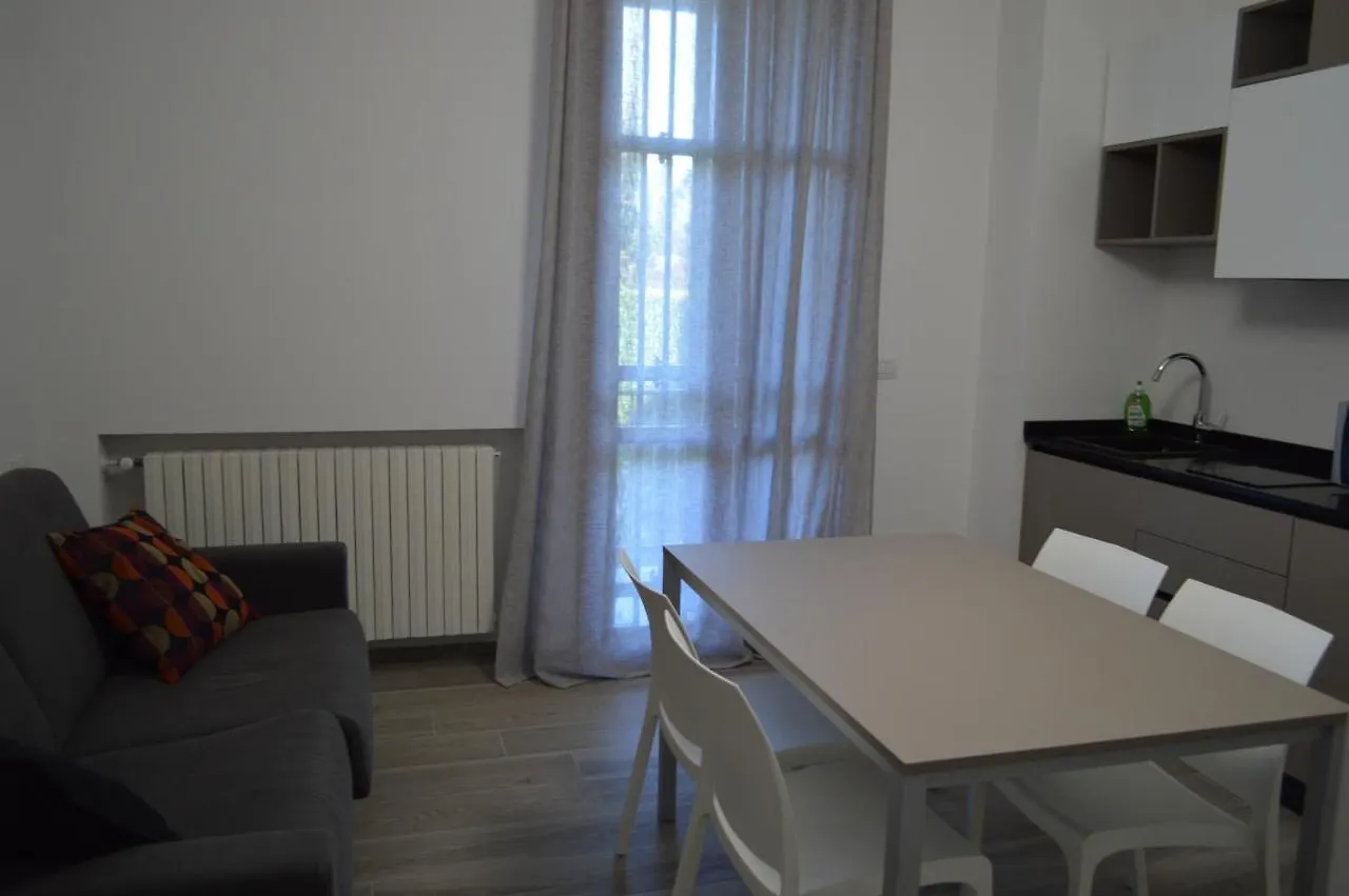 Camere Scandellara 24 Bologna 0*,  Italië